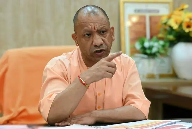 बस हादसा: सीएम योगी ने किया मुआवजे का ऐलान, मृतकों के परिजनों को 2-2 लाख की मदद बस हादसा: सीएम योगी ने किया मुआवजे का ऐलान, मृतकों के परिजनों को 2-2 लाख की मदद