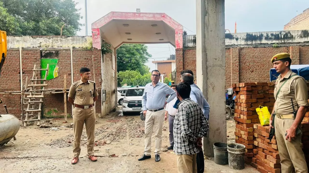 एस्ट्रोटर्फ मैदान और प्लैनेटोरियम का काम तेज करने के निर्देश एस्ट्रोटर्फ मैदान और प्लैनेटोरियम का काम तेज करने के निर्देश