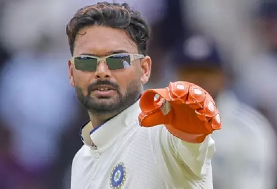 ऋषभ पंत ने की भारतीय एथलीटों का हौसला बढ़ाने की अपील, बोले- हमें उनके साथ खड़ा होना है ऋषभ पंत ने की भारतीय एथलीटों का हौसला बढ़ाने की अपील, बोले- हमें उनके साथ खड़ा होना है
