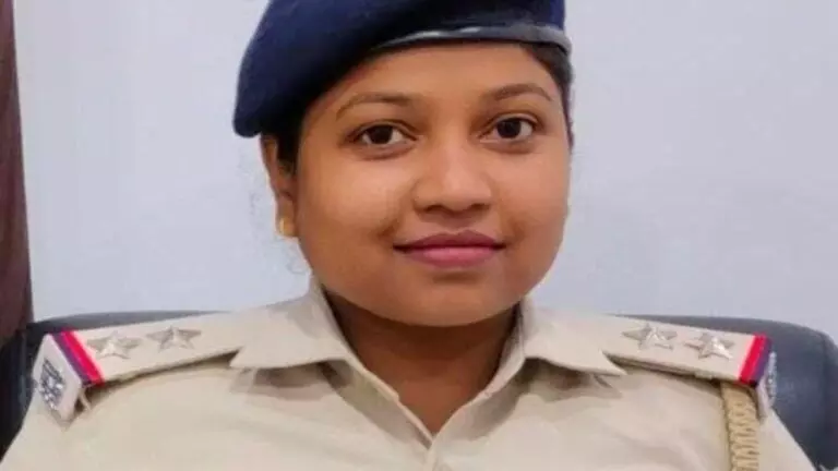 प्रसव के बाद महिला दारोगा की मौत, डॉक्टर समेत मेडिकल स्टाफ पर केस प्रसव के बाद महिला दारोगा की मौत, डॉक्टर समेत मेडिकल स्टाफ पर केस