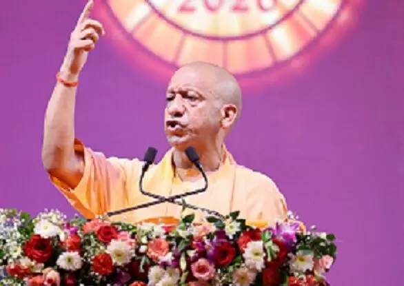 झूठ की गूंज में कांग्रेस के युवराज का आचरण नारी शक्ति का अपमान: मुख्यमंत्री योगी आदित्यनाथ झूठ की गूंज में कांग्रेस के युवराज का आचरण नारी शक्ति का अपमान: मुख्यमंत्री योगी आदित्यनाथ
