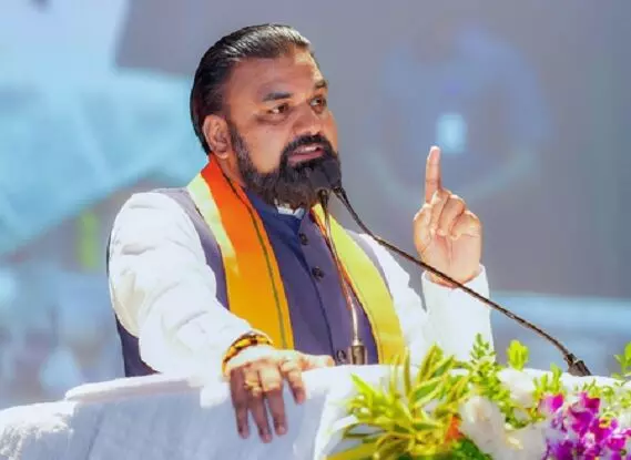 बिहार कैबिनेट ने 24 एजेंडों पर लगाई मुहर, वारिसलीगंज में नई चीनी मिल को मंजूरी बिहार कैबिनेट ने 24 एजेंडों पर लगाई मुहर, वारिसलीगंज में नई चीनी मिल को मंजूरी
