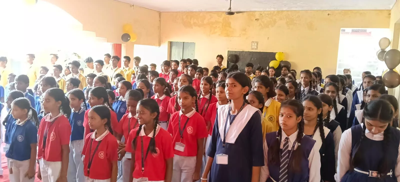 Moradabad : वंदे मातरम के 150 वर्ष पूरे होने पर गूंजा सामूहिक गान Moradabad : वंदे मातरम के 150 वर्ष पूरे होने पर गूंजा सामूहिक गान