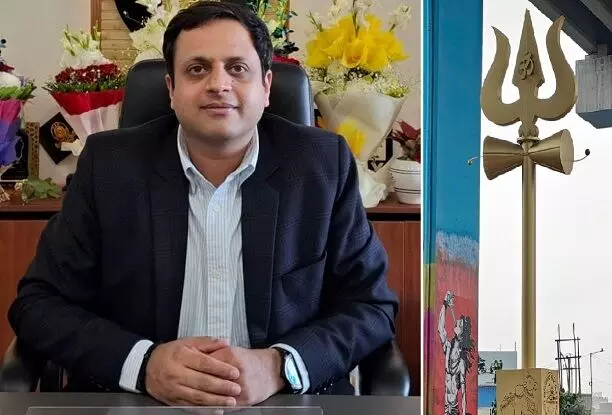 मेरठ रोड तिराहे पर 25 फीट का त्रिशूल बना आकर्षण का केंद्र मेरठ रोड तिराहे पर 25 फीट का त्रिशूल बना आकर्षण का केंद्र