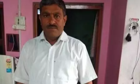 ग्रेटर नोएडा : जेवर में युवक की हत्या से हड़कंप, पुलिस ने गठित कीं कई टीमें ग्रेटर नोएडा : जेवर में युवक की हत्या से हड़कंप, पुलिस ने गठित कीं कई टीमें