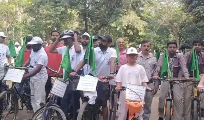 हजारीबाग में साइकिलों पर निकली हरियाली की मुहिम, पर्यावरण बचाने का दिया संदेश हजारीबाग में साइकिलों पर निकली हरियाली की मुहिम, पर्यावरण बचाने का दिया संदेश