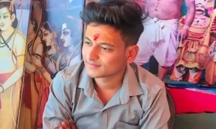 डेंगू बुखार से 21 वर्षीय युवक की मौत, परिवार में मचा कोहराम डेंगू बुखार से 21 वर्षीय युवक की मौत, परिवार में मचा कोहराम