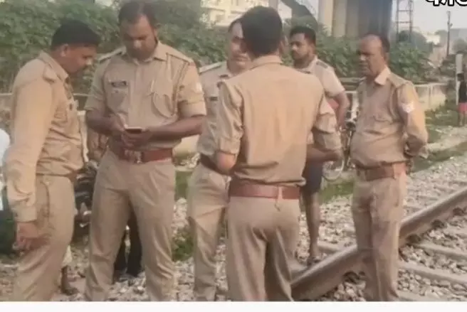 ट्रेन की चपेट में आकर महिला की दर्दनाक मौत ट्रेन की चपेट में आकर महिला की दर्दनाक मौत