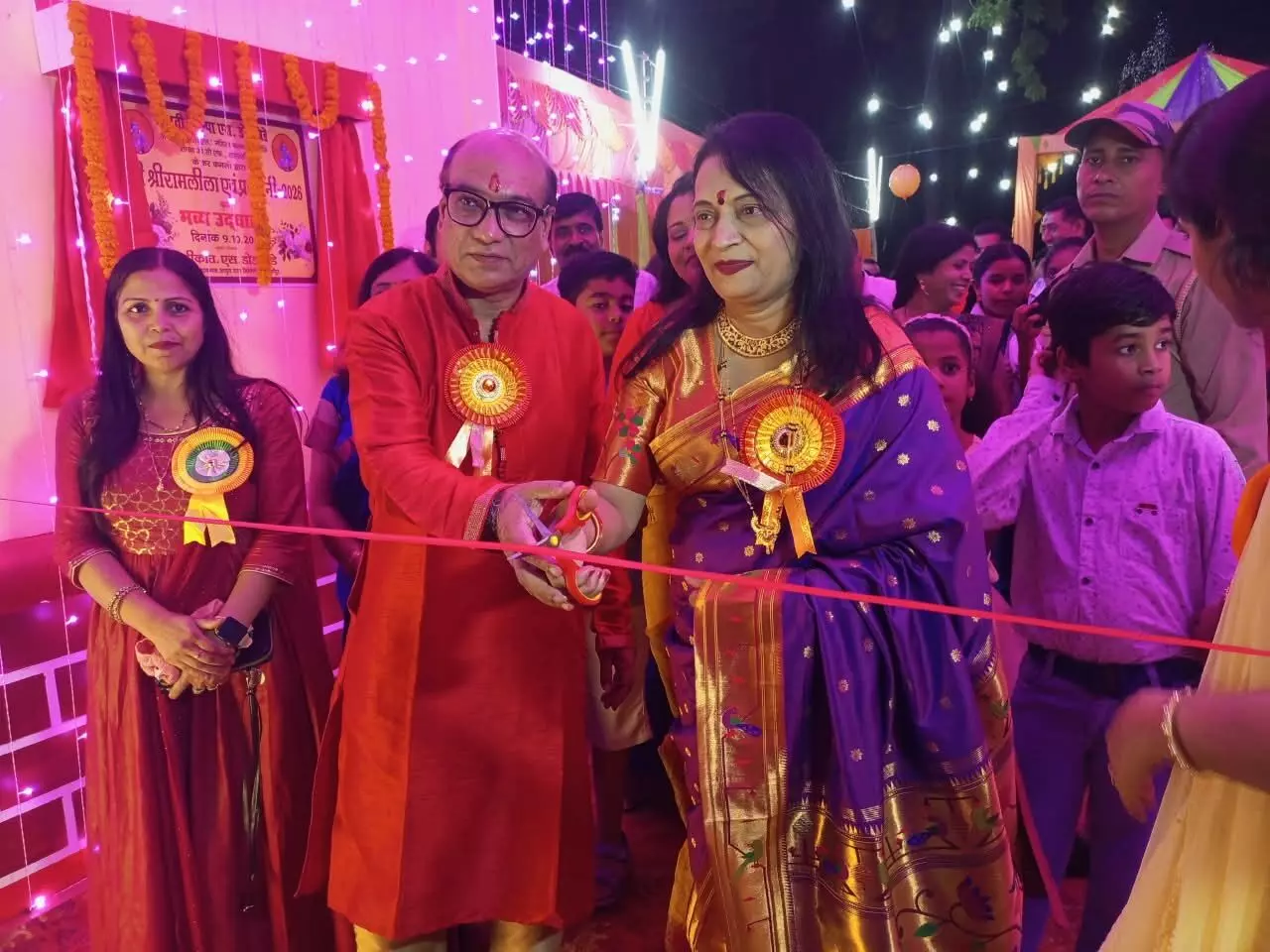 शाहजहांपुर में ओसीएफ रामलीला एवं प्रदर्शनी का भव्य शुभारंभ शाहजहांपुर में ओसीएफ रामलीला एवं प्रदर्शनी का भव्य शुभारंभ