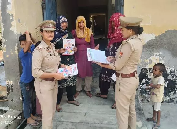 गाजियाबाद पुलिस ने ‘आपकी पुलिस आपके द्वार’ अभियान के तहत 10 हजार नागरिकों से किया संवाद गाजियाबाद पुलिस ने ‘आपकी पुलिस आपके द्वार’ अभियान के तहत 10 हजार नागरिकों से किया संवाद