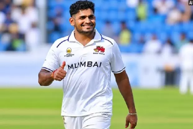तुषार देशपांडे की हैट्रिक, मुंबई ने चंडीगढ़ को फॉलोऑन खेलने पर मजबूर किया तुषार देशपांडे की हैट्रिक, मुंबई ने चंडीगढ़ को फॉलोऑन खेलने पर मजबूर किया