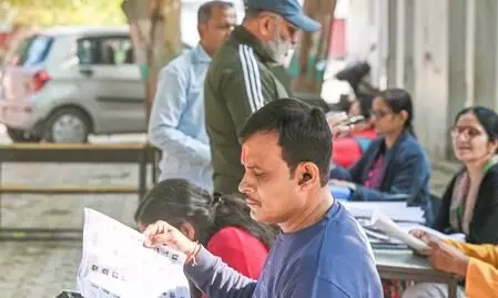 विशेष गहन पुनरीक्षण: UP चुनाव आयोग ने स्पष्ट किया, नियमानुसार नोटिस व जांच के बाद की गई कार्रवाई विशेष गहन पुनरीक्षण: UP चुनाव आयोग ने स्पष्ट किया, नियमानुसार नोटिस व जांच के बाद की गई कार्रवाई