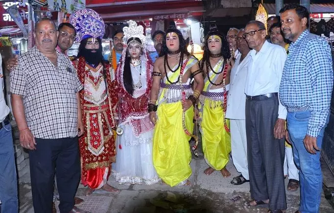 रामलीला : श्रद्धा के साथ निकली राम की वनवास यात्रा रामलीला : श्रद्धा के साथ निकली राम की वनवास यात्रा