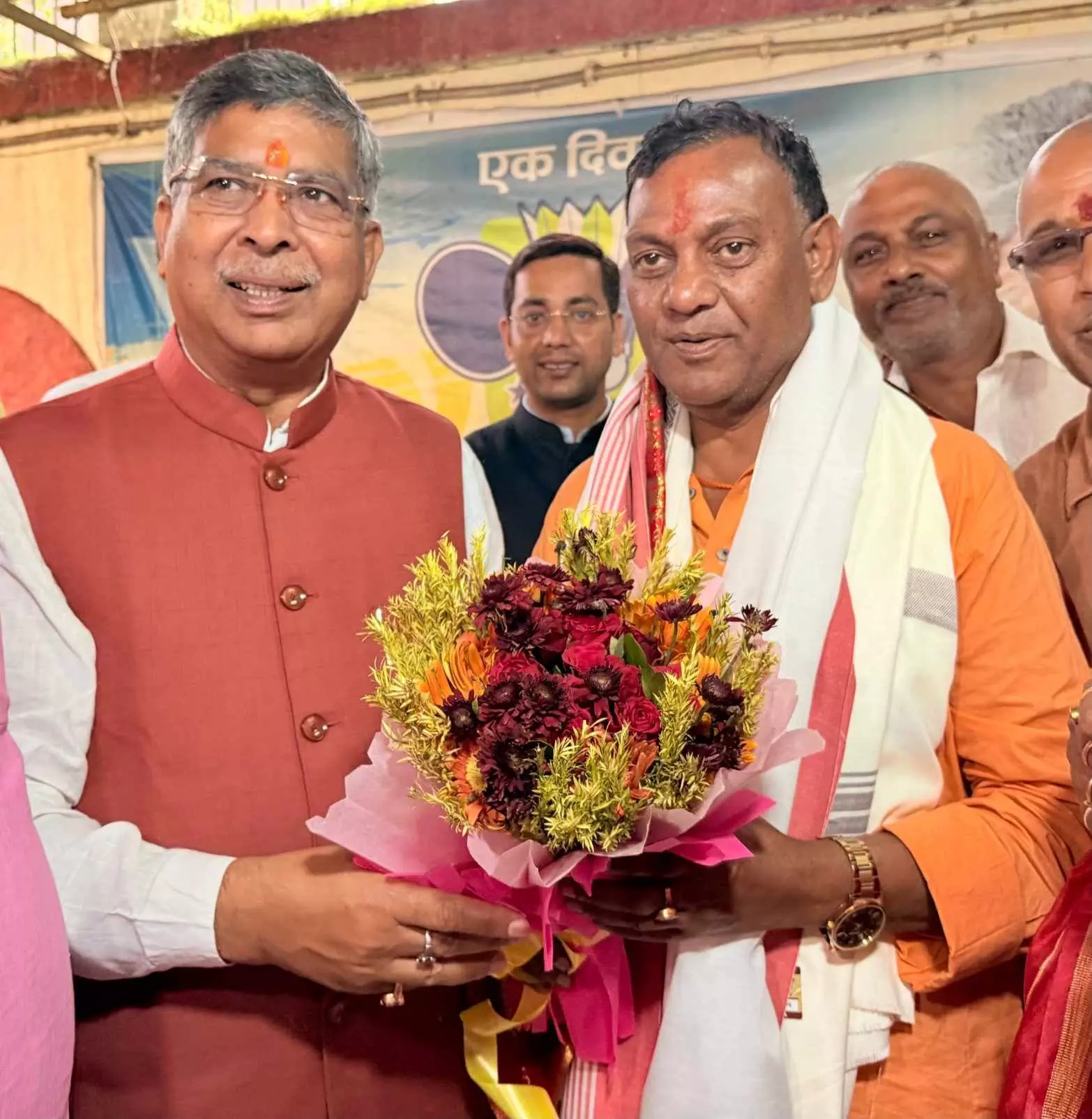 ब्रज मोहन राम से मिले आदित्य साहू, ओडिशा के राज्यपाल बनने पर दी बधाई ब्रज मोहन राम से मिले आदित्य साहू, ओडिशा के राज्यपाल बनने पर दी बधाई