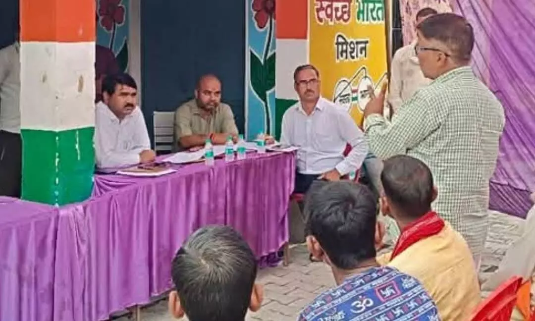 शिक्षक एमएलसी चुनाव: भाजपा प्रत्याशी के समर्थन में शिक्षकों से संपर्क, मतदान का तरीका बताया