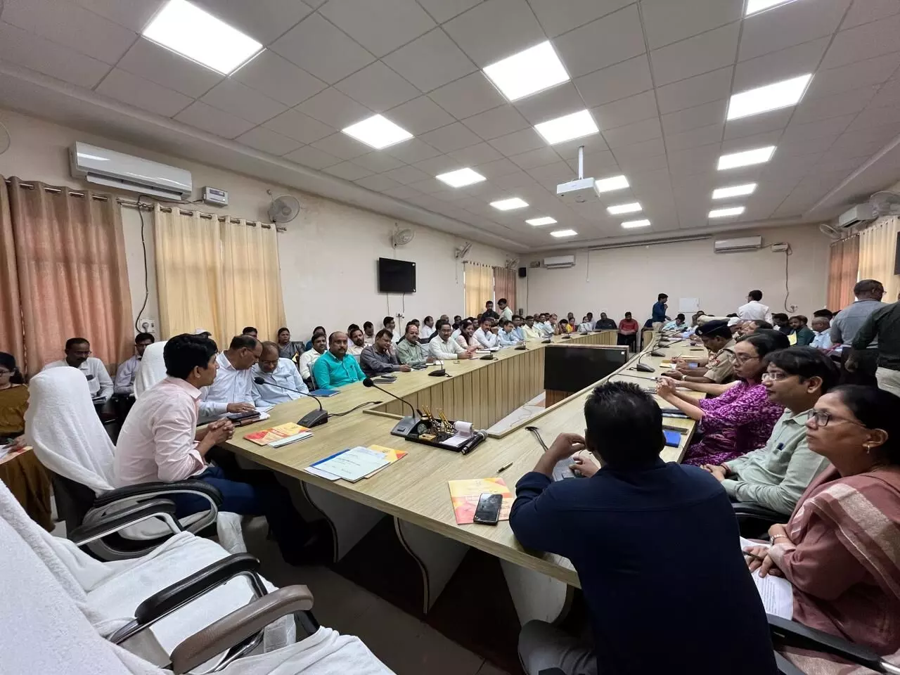PET-2026:  तीन तारीखों पर होगी परीक्षा, सुरक्षा से लेकर ठहरने तक के पुख्ता इंतजाम