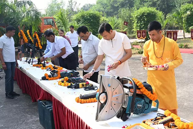 8वीं वाहिनी एनडीआरएफ में श्रद्धा और उल्लास के साथ मनाया गया विजयादशमी पर्व 8वीं वाहिनी एनडीआरएफ में श्रद्धा और उल्लास के साथ मनाया गया विजयादशमी पर्व